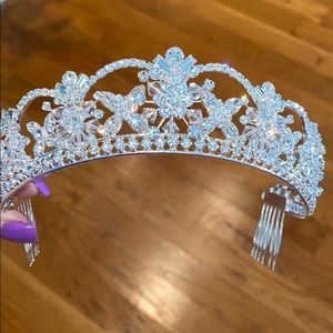 Diamond Tiara-David’s Bridal